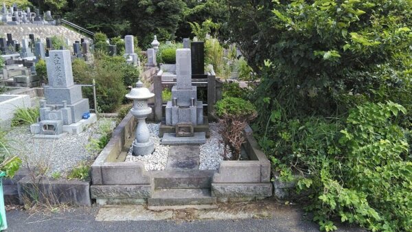 日野公園墓地 墓地掃除事例